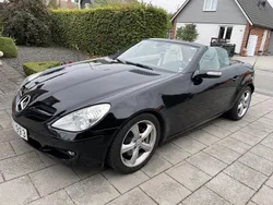 Svart Begagnad 2005 Mercedes SLK350 Cab | 140 000 kr (Marknadspris)