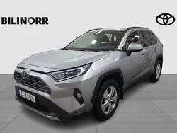 Silver Begagnad 2020 Toyota RAV4 Hybrid Executive SUV | 339 900 kr (Marknadspris)