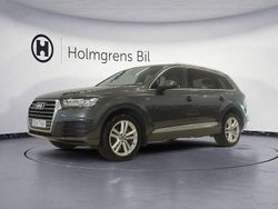 Grå Begagnad 2016 Audi Q7 S-Line SUV | 384 900 kr (Marknadspris)