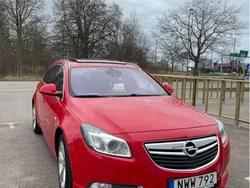 Röd Begagnad 2013 Opel Insignia Cosmo Kombi | 65 000 kr (Bra pris)