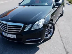 Svart Begagnad 2012 Mercedes B250 Avantgarde Minibuss | 99 900 kr