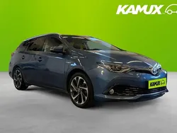 Blå Begagnad 2016 Toyota Auris Touring Sports Kombi | 189 700 kr (Marknadspris)