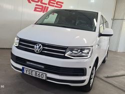 Vit Begagnad 2017 VW Caravelle Comfortline Minibuss | 175 900 kr (Lite dyr)