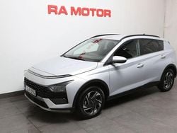 Grå Begagnad 2024 Hyundai Bayon Essential SUV | 224 800 kr (Marknadspris)