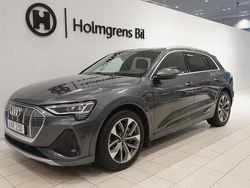Grå Begagnad 2020 Audi e-tron S-Line SUV | 419 900 kr (Marknadspris)