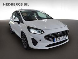 Vit Begagnad 2022 Ford Fiesta Titanium Halvkombi | 164 900 kr (Marknadspris)