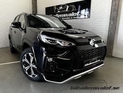 Svart Begagnad 2023 Suzuki Across SUV | 524 900 kr (Marknadspris)