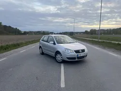 Silver Begagnad 2007 VW Polo Halvkombi | 38 900 kr (Marknadspris)