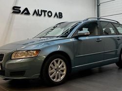 Blå Begagnad 2007 Volvo V50 Kinetic Kombi | 79 900 kr (Lite dyr)