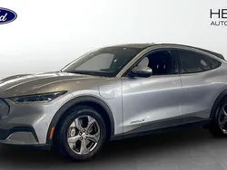 Grå (grey) Begagnad 2022 Ford Mustang Mach-E SUV | 394 900 kr (Superpris)