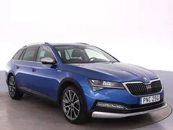 Blå Begagnad 2020 Skoda Superb Kombi | 299 000 kr (Marknadspris)