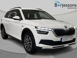 Vit Begagnad 2023 Skoda Kamiq ScoutLine SUV | 249 000 kr (Marknadspris)