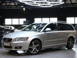 Ljusgrå (grå) Begagnad 2012 Volvo V50 Momentum Kombi | 119 900 kr