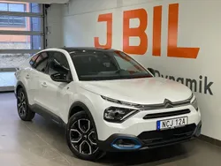Vit Begagnad 2023 Citroën e-C4 Exclusive SUV | 329 900 kr (Dyr)