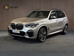 Ljusgrå Begagnad 2018 BMW X5 SUV | 649 700 kr (Marknadspris)