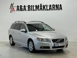 Ljusgrå (grå) Begagnad 2012 Volvo V70 Momentum Kombi | 84 900 kr (Marknadspris)