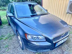 Grå Begagnad 2005 Volvo V50 Kombi | 20 000 kr (Marknadspris)