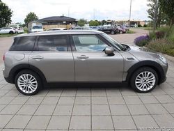 Grå samma som bilen Begagnad 2017 Mini Cooper D Clubman Kombi | 149 900 kr (Marknadspris)