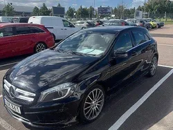 Svart Begagnad 2014 Mercedes A180 AMG Sedan | 139 800 kr (Marknadspris)