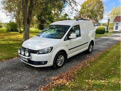 Vit Begagnad 2012 VW Caddy Minibuss | 48 000 kr (Marknadspris)