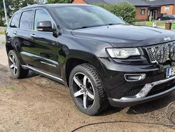 Svart Begagnad 2014 Jeep Grand Cherokee SUV | 175 000 kr (Marknadspris)