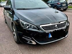 Svart Begagnad 2015 Peugeot 308 GT-line Halvkombi | 90 000 kr (Bra pris)
