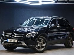 Svart Begagnad 2018 Mercedes GLC220 SUV | 259 900 kr (Marknadspris)