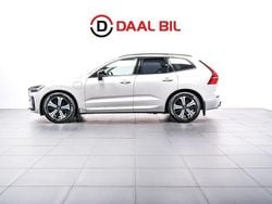 Vit Begagnad 2022 Volvo XC60 Plus SUV | 414 700 kr (Bra pris)