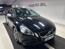 Svart Begagnad 2011 Volvo S60 R-Design Sedan | 114 900 kr (Lite dyr)