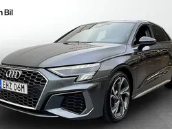 Grå (daytonagrå pärleffekt) Begagnad 2022 Audi A3 S-Line Halvkombi | 269 000 kr (Marknadspris)
