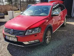 Röd Begagnad 2015 VW Passat Alltrack Kombi | 98 000 kr (Marknadspris)