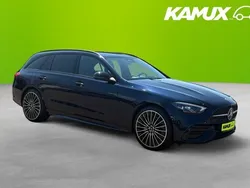 Mörkblå (blå) Begagnad 2022 Mercedes C300e AMG line Kombi | 349 800 kr (Dyr)