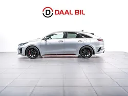Grå Begagnad 2019 Kia ProCeed GT 2 Halvkombi | 224 700 kr (Marknadspris)