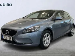 Ljusblå (blå) Begagnad 2016 Volvo V40 Business Edition Kombi | 179 900 kr (Marknadspris)