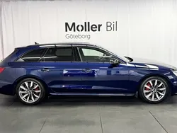 Navarrablå metallic Begagnad 2022 Audi A4 S-Line Kombi | 319 900 kr (Bra pris)