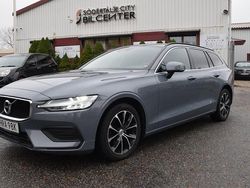 Grå Begagnad 2021 Volvo V60 Momentum Kombi | 239 900 kr (Marknadspris)