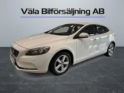 Vit Begagnad 2012 Volvo V40 Kinetic Kombi | 89 900 kr (Marknadspris)