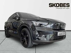 Svart Begagnad 2025 Volvo EC40 Ultra SUV | 539 400 kr
