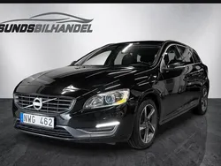 Svart Begagnad 2013 Volvo V60 Momentum Kombi | 79 900 kr (Marknadspris)