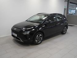 Svart Begagnad 2023 Hyundai Bayon Essential SUV | 179 800 kr (Marknadspris)