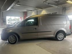 Ljusbrun (brun) Begagnad 2019 VW Caddy Maxi Minibuss | 174 900 kr (Marknadspris)