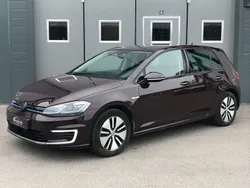 Svart Begagnad 2018 VW e-Golf Halvkombi | 114 900 kr (Bra pris)