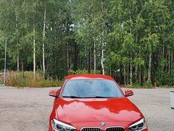 Röd Begagnad 2017 BMW 118 M Sport Halvkombi | 170 000 kr (Marknadspris)