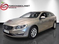 Ljusbrun (brun) Begagnad 2014 Volvo V60 Momentum Kombi | 119 700 kr (Marknadspris)