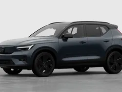 Blå Ny 2025 Volvo XC40 Performance SUV | 632 900 kr