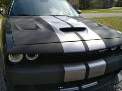 Mörkgrå Begagnad 2020 Dodge Challenger Sportkupé | 455 000 kr (Bra pris)