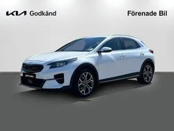 Vit Begagnad 2022 Kia XCeed Advance SUV | 259 900 kr (Marknadspris)