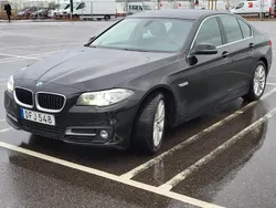 Svart Begagnad 2016 BMW 520 Sedan | 179 000 kr (Marknadspris)