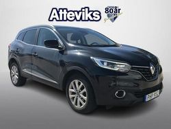 Svart Begagnad 2017 Renault Kadjar LIMITED SUV | 119 900 kr (Marknadspris)