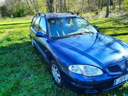Blå Begagnad 2000 Hyundai Elantra Kombi | 25 000 kr
